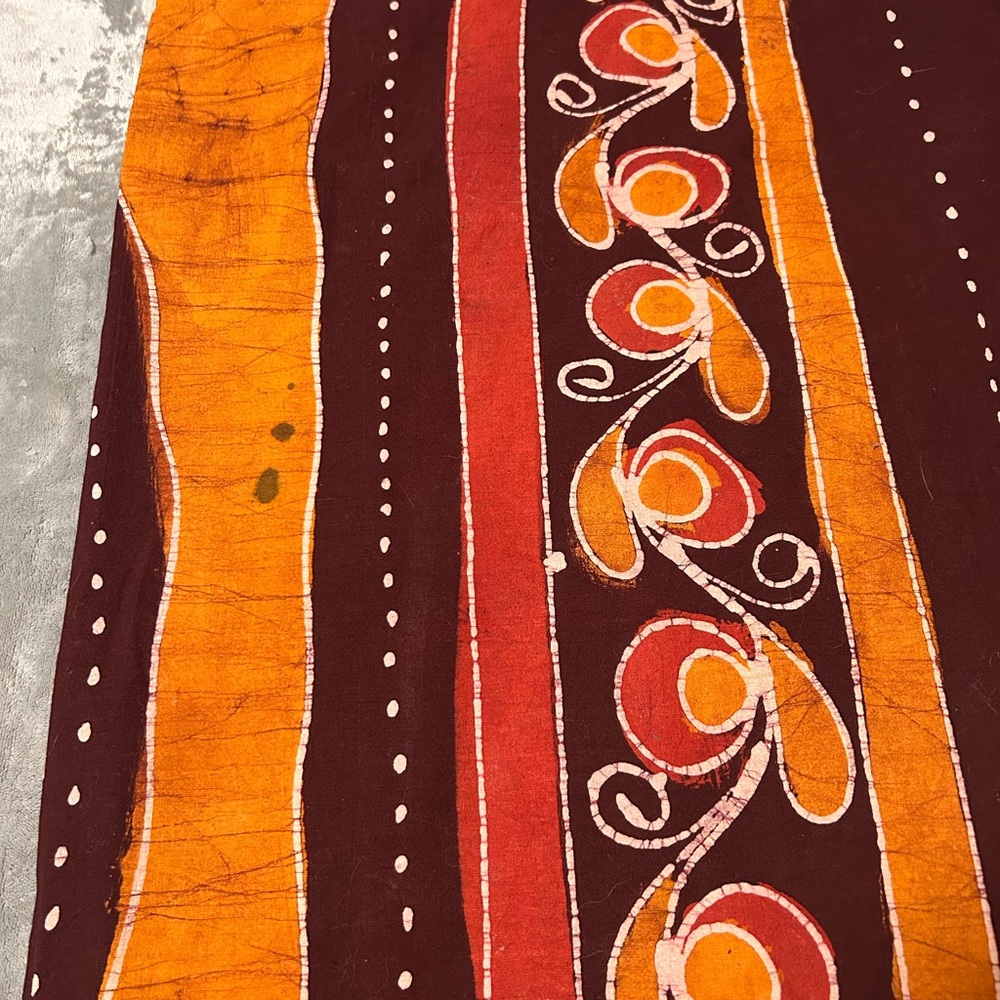 Vibrant Abstract Patterned Fabric - Picture 6 of 6